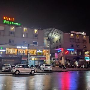 Hotel Easy Retreat Vapi Exterior photo