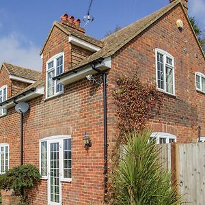 Knights Cottage Maidstone Exterior photo