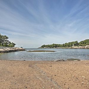 Money Island Home With Deck, Kayak And Paddleboards! Branford Exterior photo