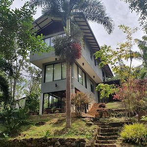 Willow'S Abode Kandy Exterior photo