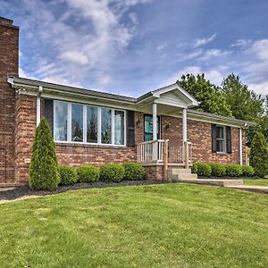 Blue Moon Cottage With Amazing Views Of 5 Counties Danville Exterior photo