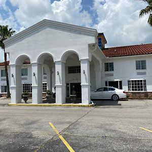 Oyo Hotel Lafayette La I-10 & University Exterior photo