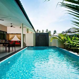 At Pool Villa Resort Csonburi Exterior photo