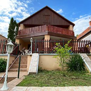 Jászay vendégház Parádsasvár Villa Exterior photo